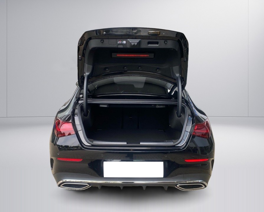 Mercedes-Benz CLA 220 4MATIC AMG Line - foto 11