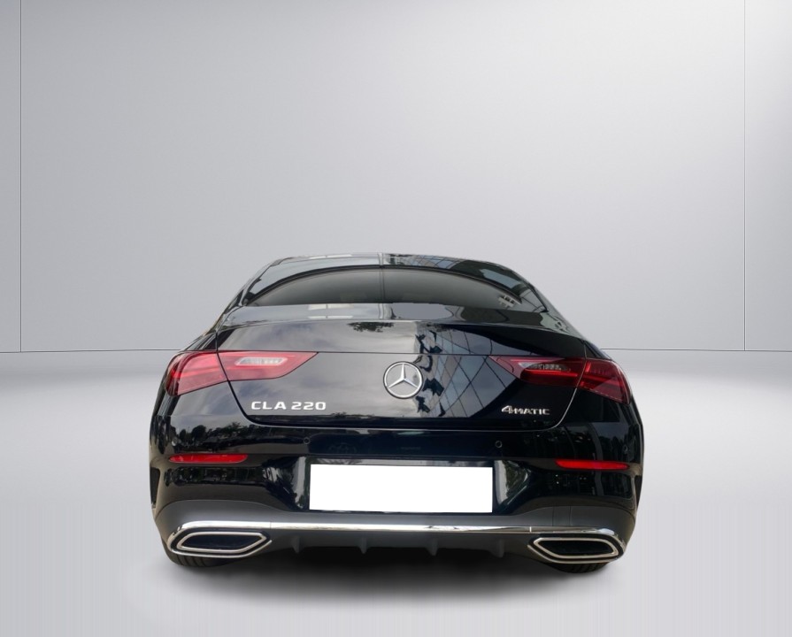 Mercedes-Benz CLA 220 4MATIC AMG Line (4)