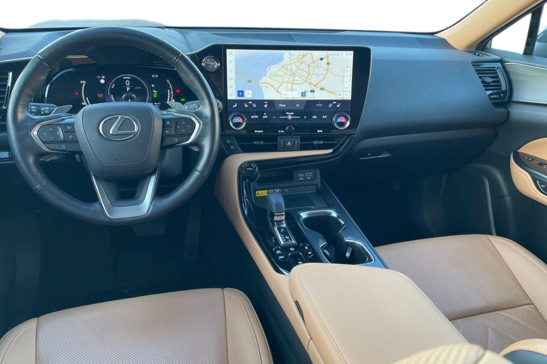 Lexus Seria NX 450h+ AWD Luxury - foto 10