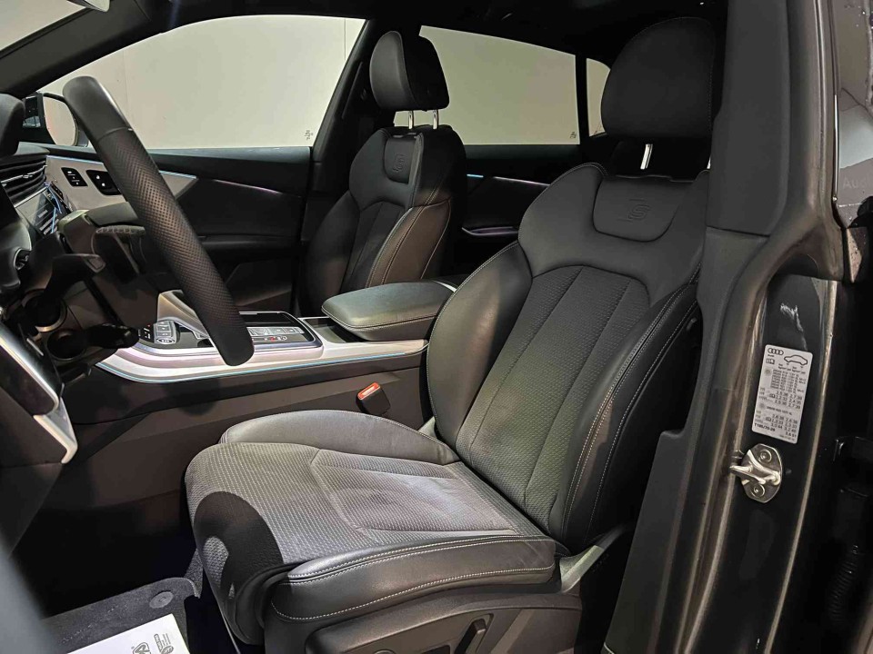 Audi Q8 50TDI quattro tiptronic (4)
