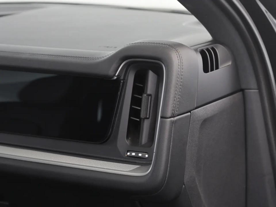 Porsche Cayenne - foto 18