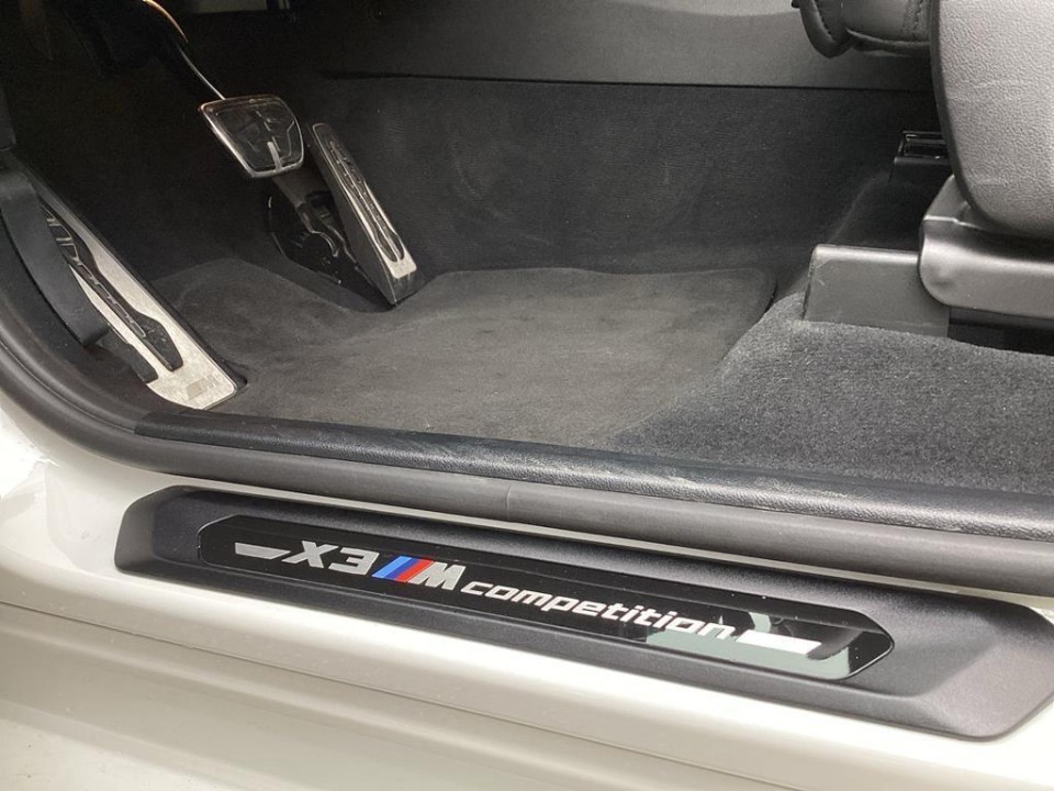 BMW X3 M Competition - foto 17