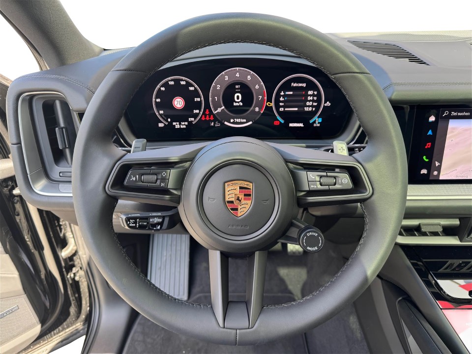 Porsche Cayenne - foto 13