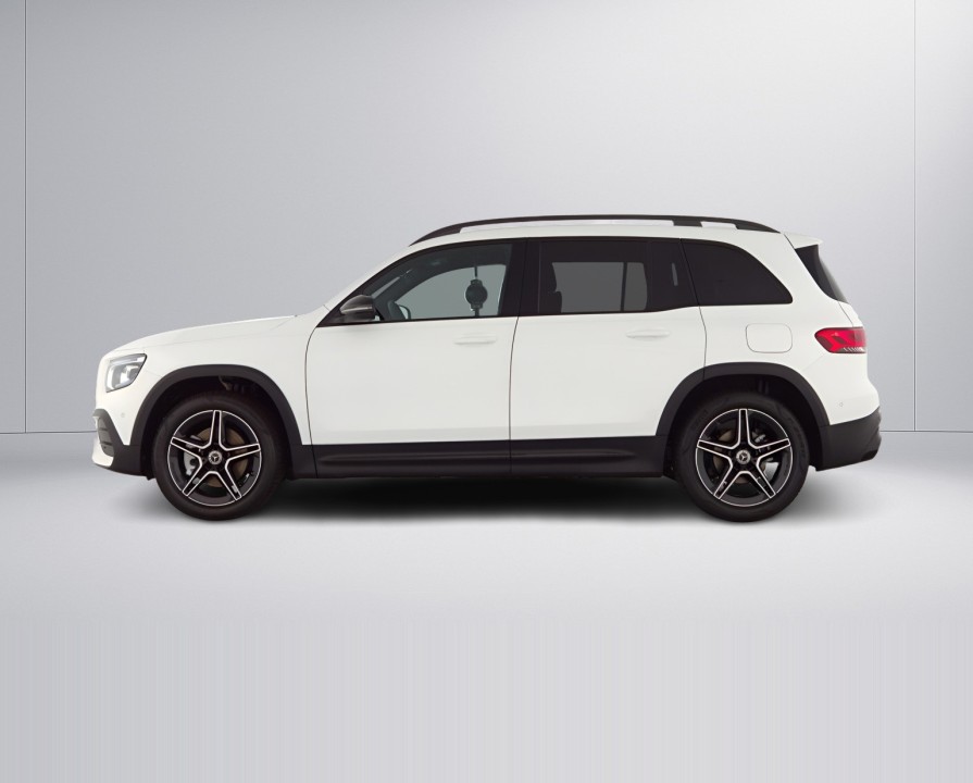 Mercedes-Benz GLB 200d 4MATIC AMG (5)