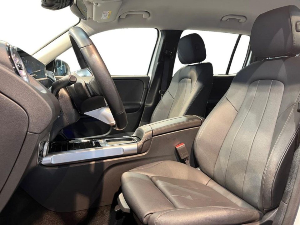 Mercedes-Benz GLB 200d 4MATIC (3)