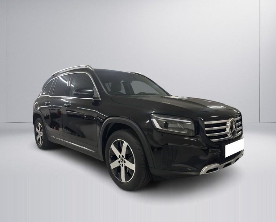 Mercedes-Benz GLB 200