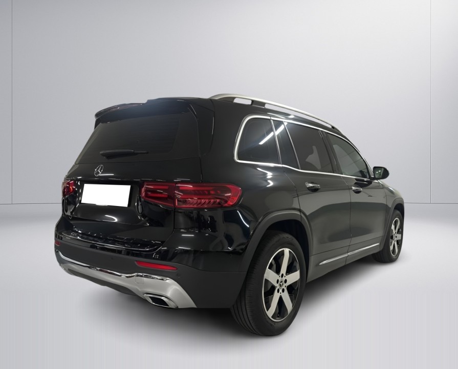 Mercedes-Benz GLB 200 (3)