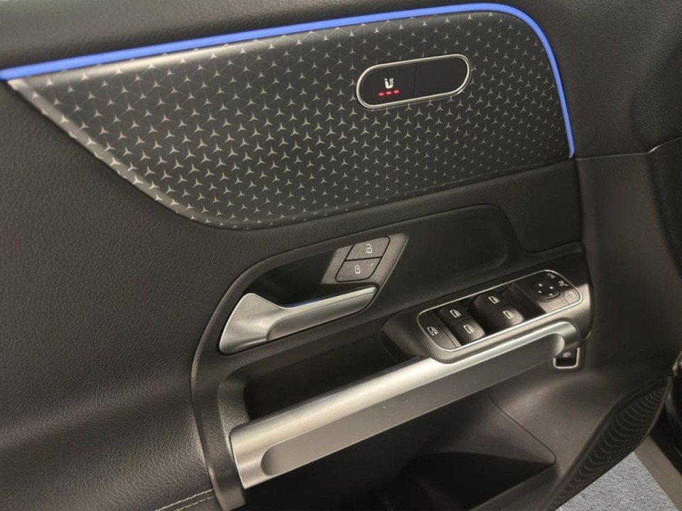 Mercedes-Benz GLB 200 - foto 17