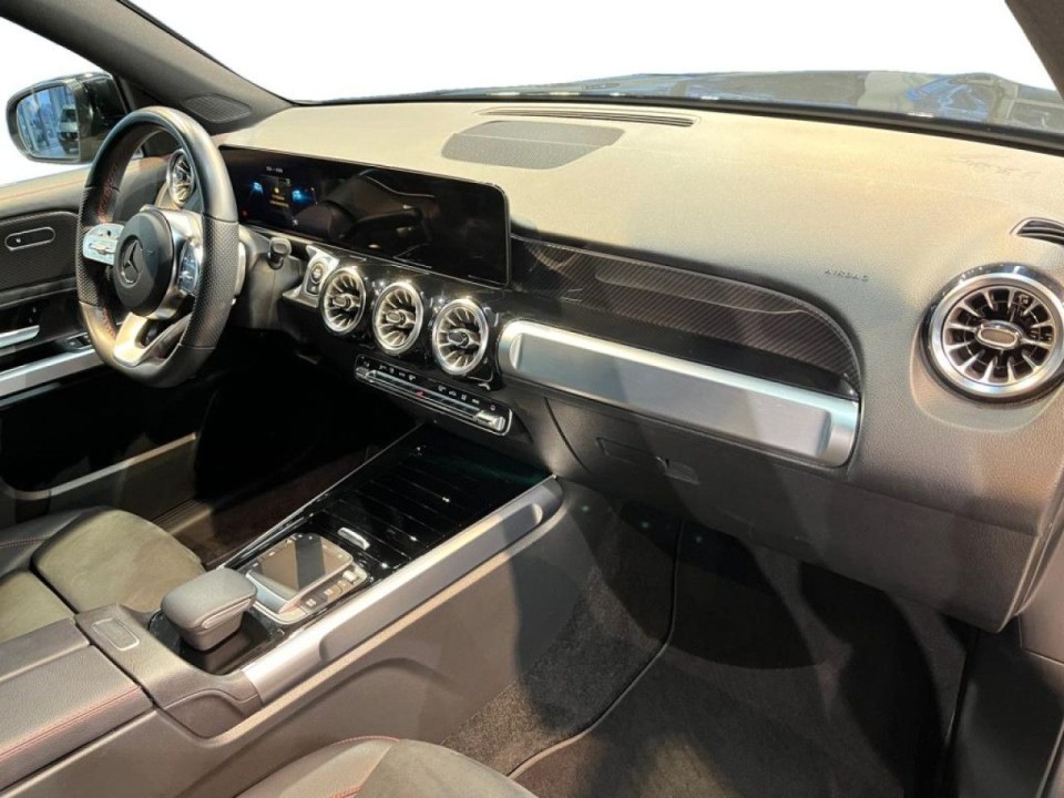 Mercedes-Benz GLB 220d 4MATIC AMG Line - foto 6