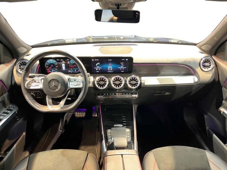 Mercedes-Benz GLB 220d 4MATIC AMG Line (5)