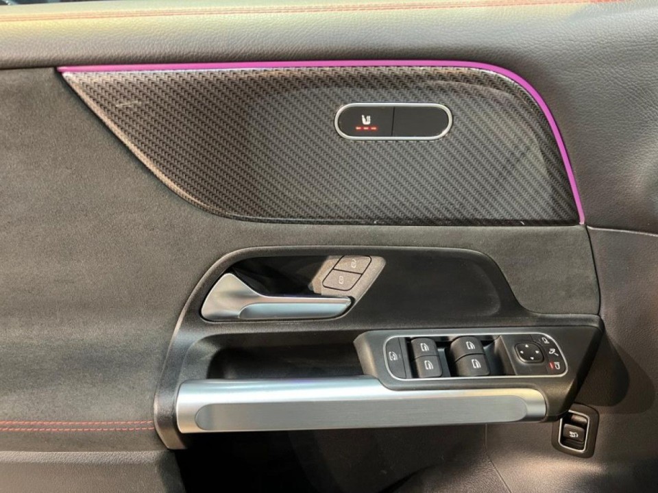 Mercedes-Benz GLB 220d 4MATIC AMG Line - foto 11