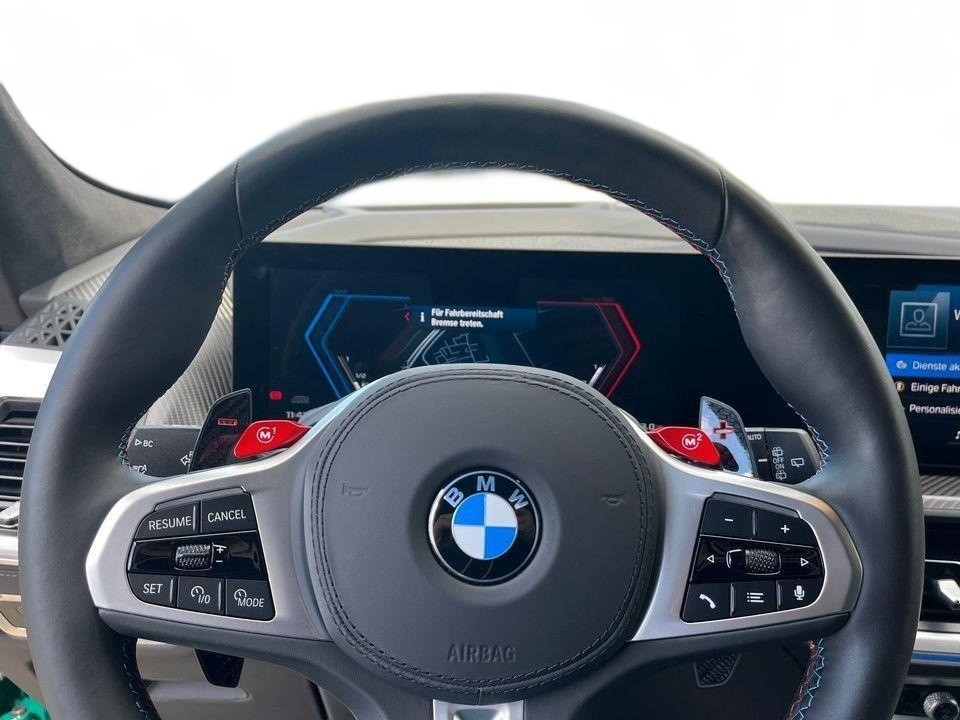 BMW XM 50e - foto 11