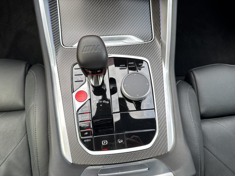 BMW XM 50e - foto 12