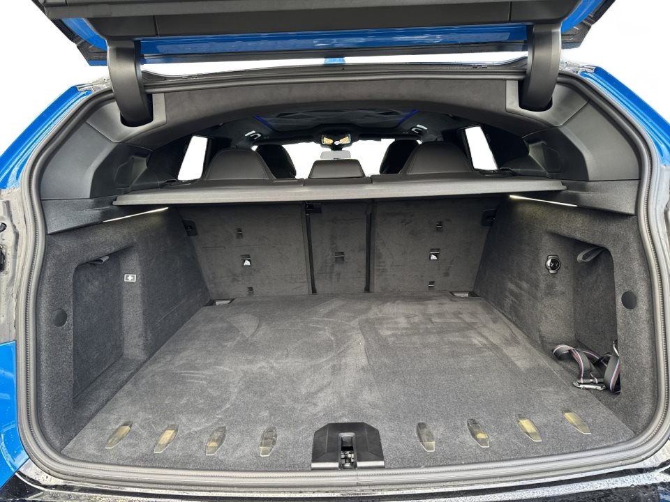 BMW XM 50e - foto 14