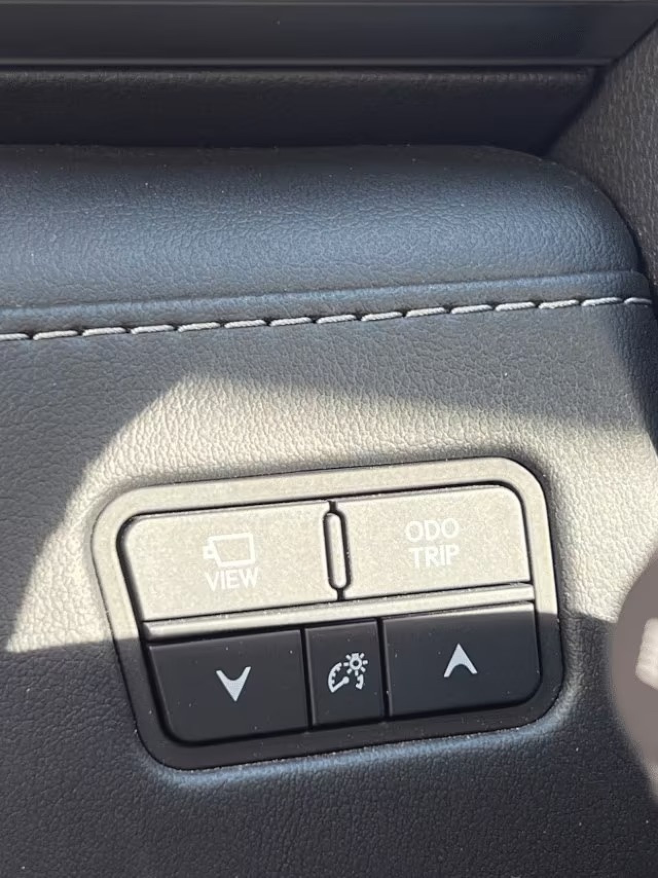 Lexus Seria LX 600 Black Edition - foto 24