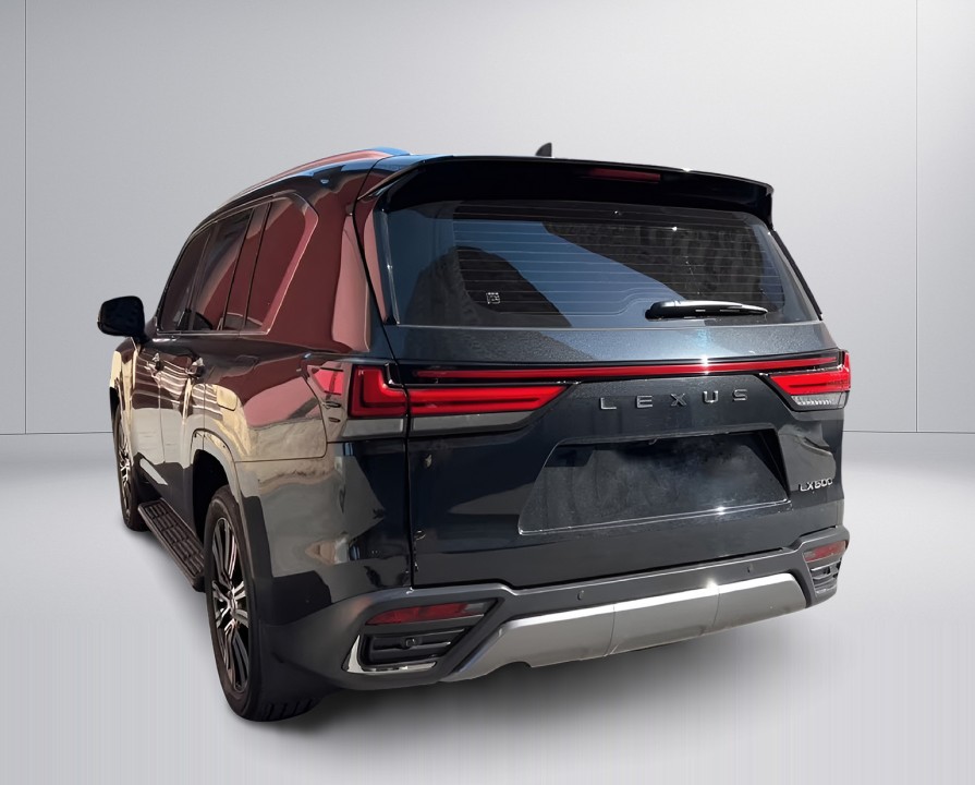 Lexus Seria LX 600 Black Edition (5)