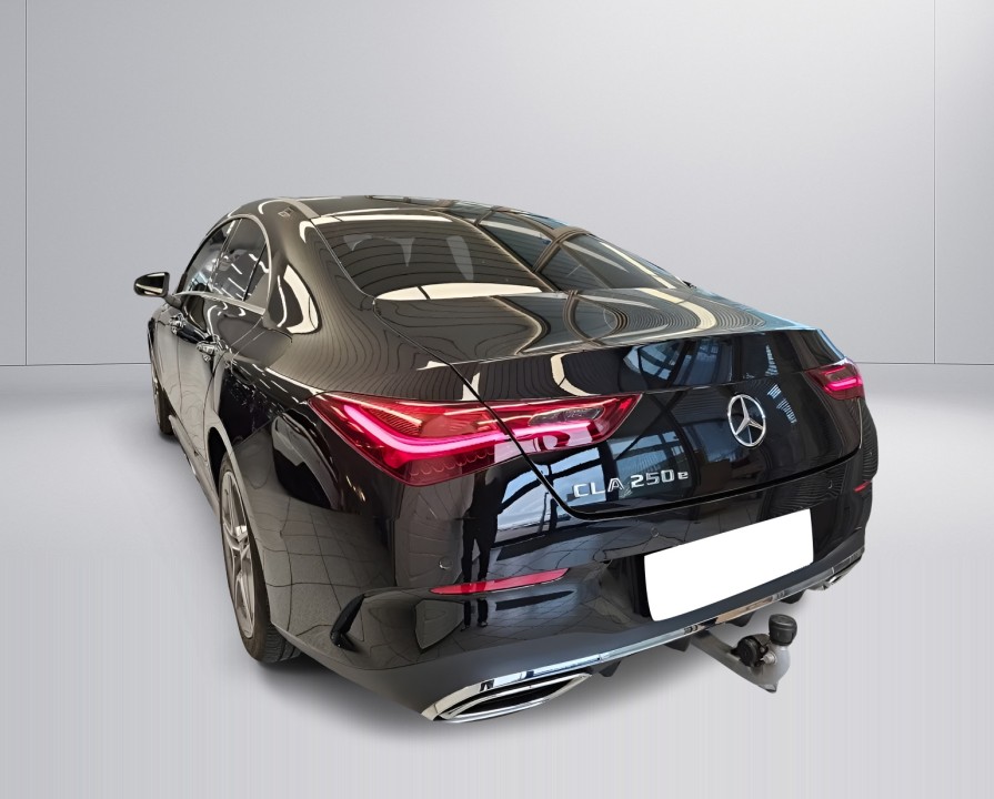 Mercedes-Benz CLA 250e AMG (2)