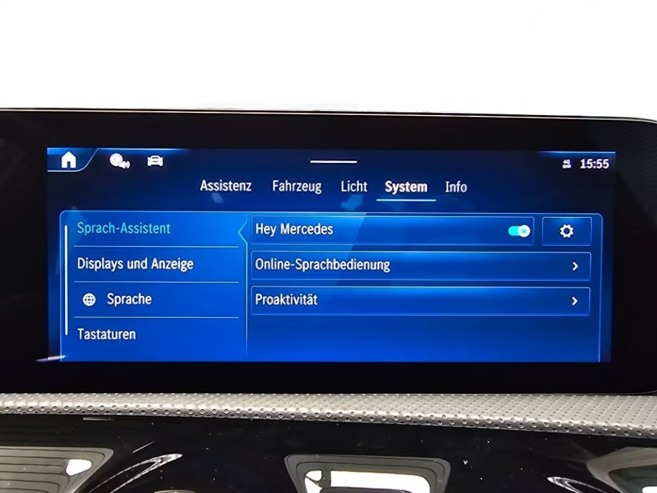 Mercedes-Benz CLA 250e AMG - foto 34