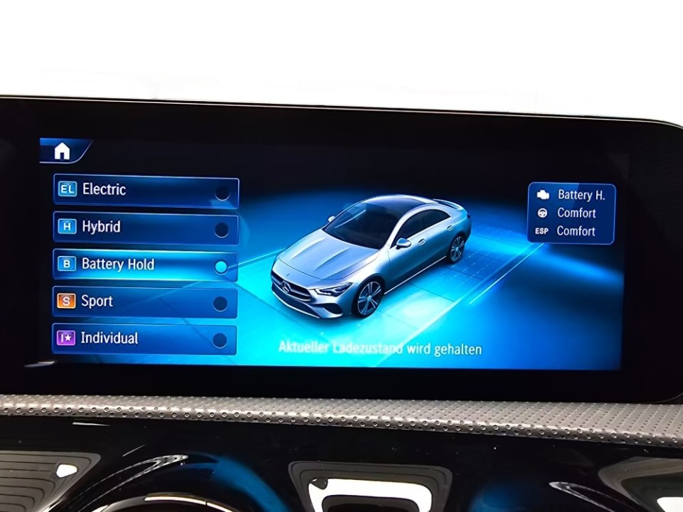 Mercedes-Benz CLA 250e AMG - foto 21