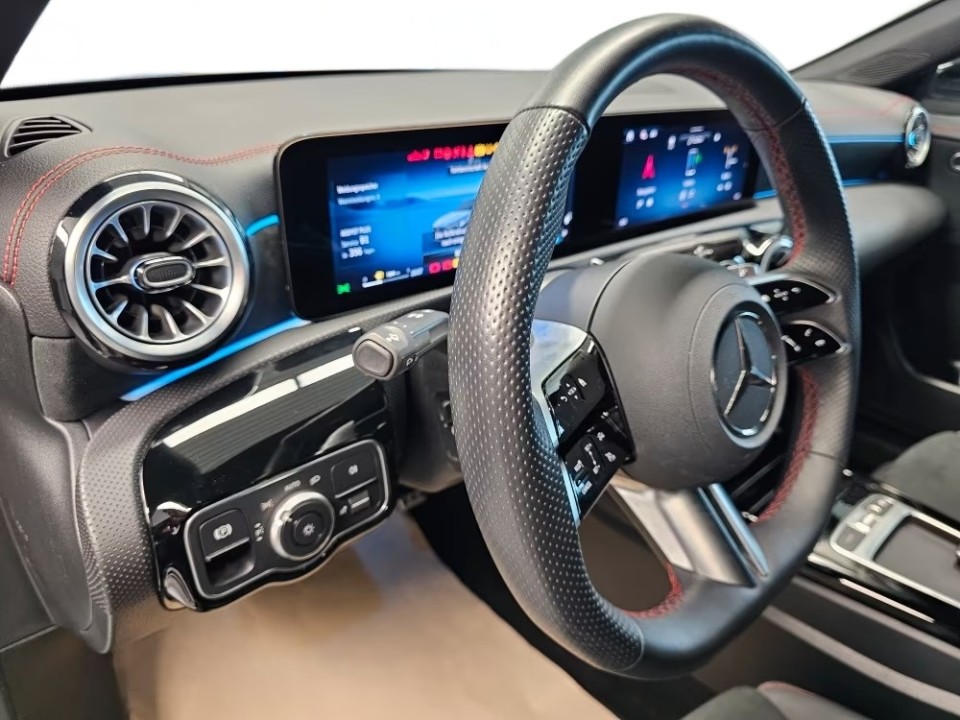 Mercedes-Benz CLA 250e AMG - foto 6