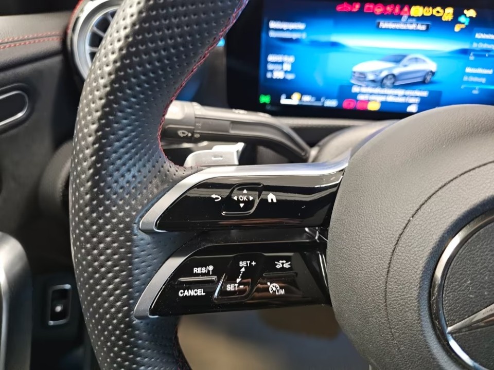 Mercedes-Benz CLA 250e AMG - foto 7