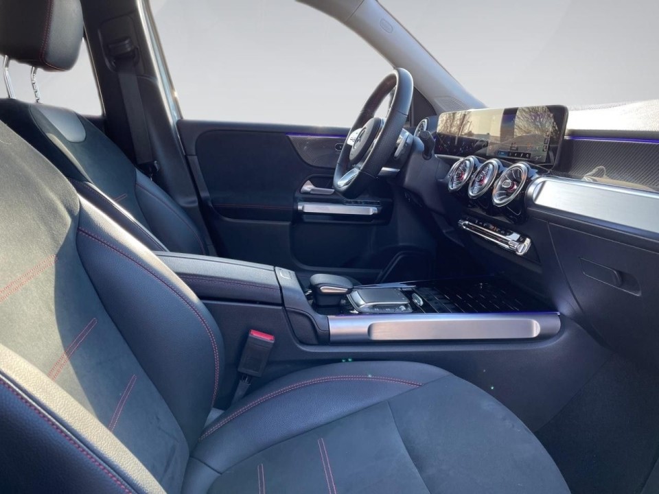 Mercedes-Benz GLB 200d 4MATIC AMG Line - foto 10