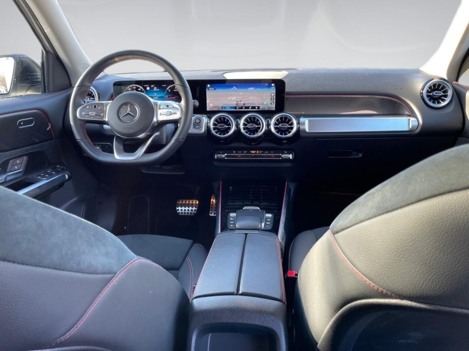 Mercedes-Benz GLB 200d 4MATIC AMG Line - foto 8