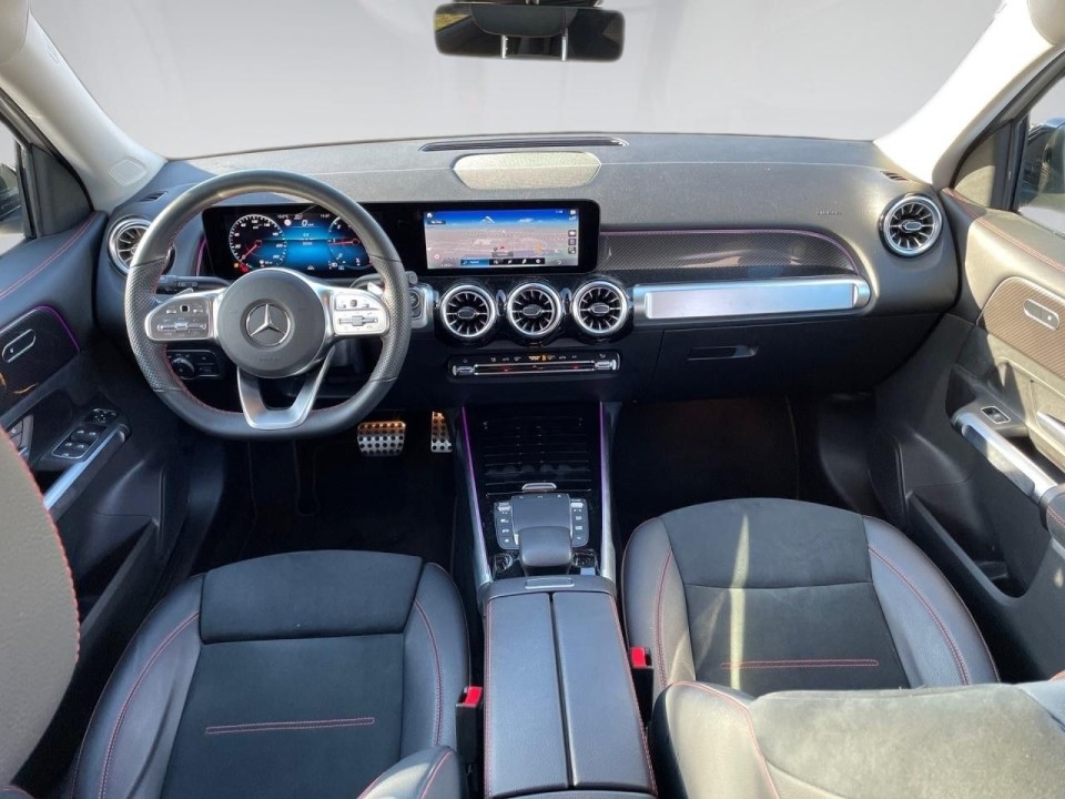 Mercedes-Benz GLB 200d 4MATIC AMG Line - foto 9