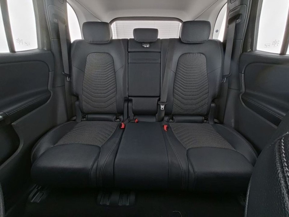 Mercedes-Benz GLB 180 - foto 7