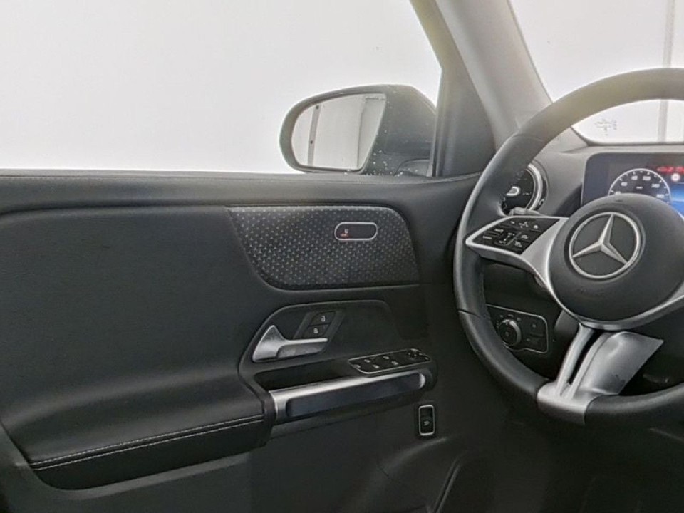 Mercedes-Benz GLB 180 - foto 6