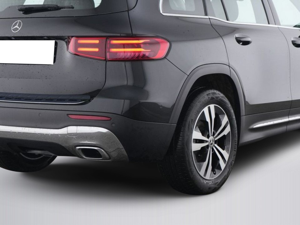 Mercedes-Benz GLB 180 - foto 9