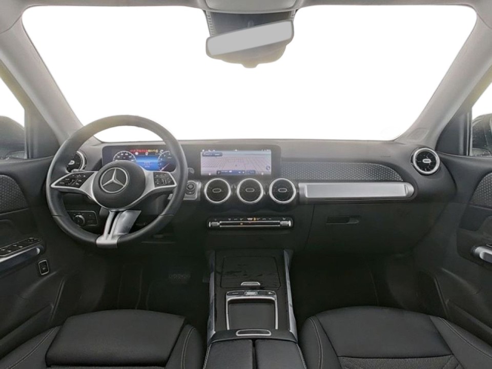 Mercedes-Benz GLB 180 (4)