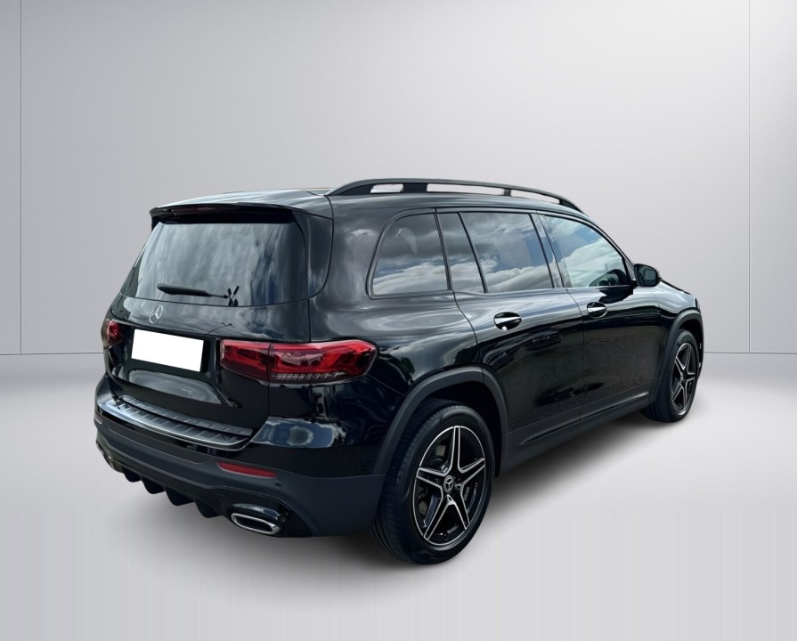 Mercedes-Benz GLB 220d AMG Line (3)