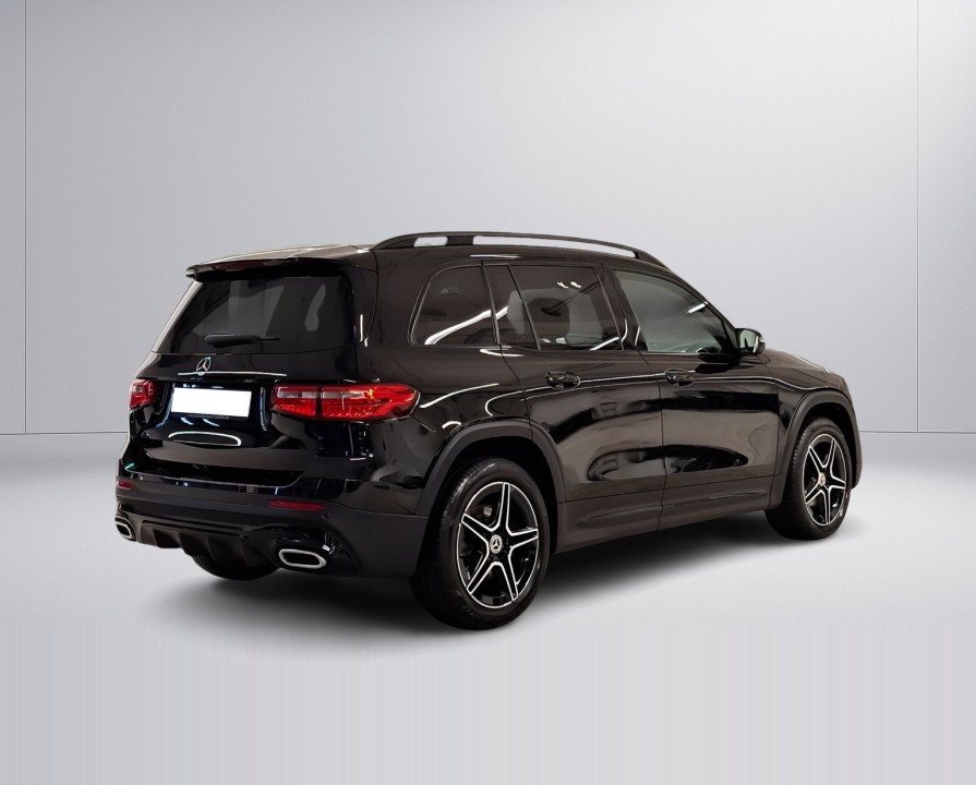 Mercedes-Benz GLB 220d 4MATIC AMG Line (4)