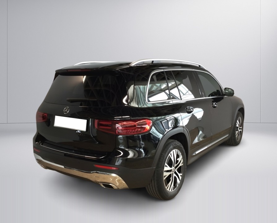 Mercedes-Benz GLB 200d 4MATIC (3)