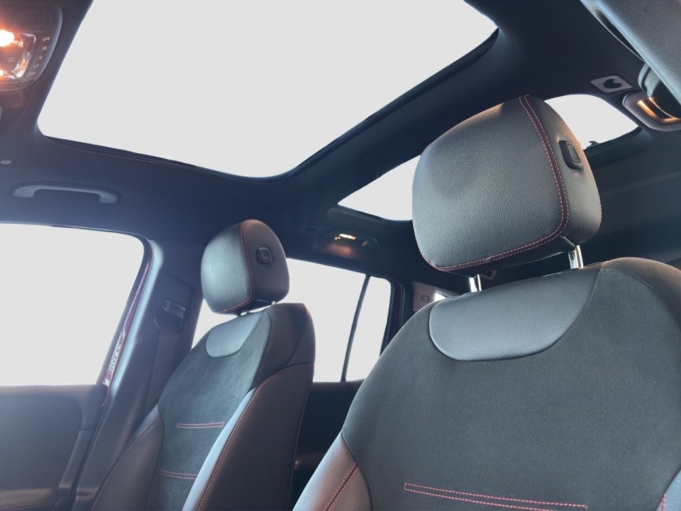 Mercedes-Benz GLB 200 AMG Line - foto 18