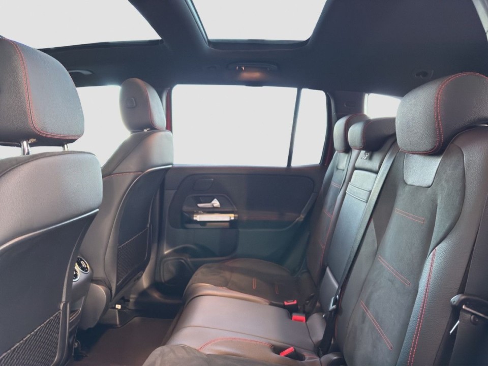 Mercedes-Benz GLB 200 AMG Line - foto 19