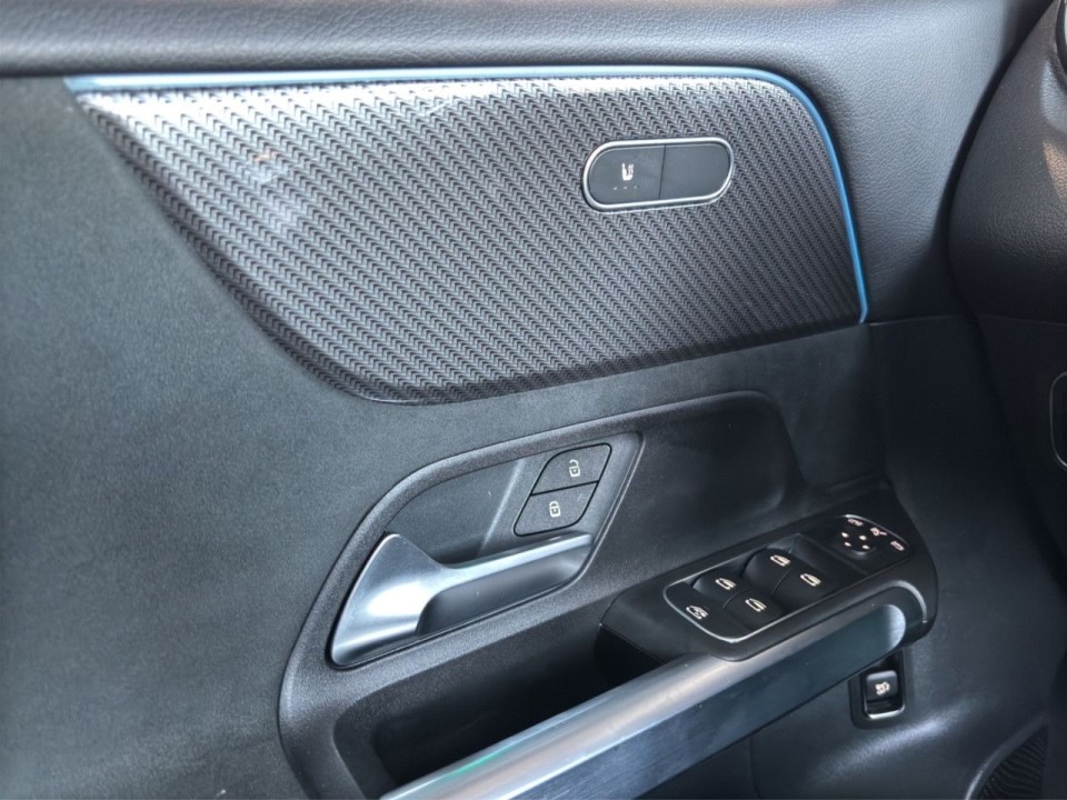 Mercedes-Benz GLB 200 AMG Line - foto 20