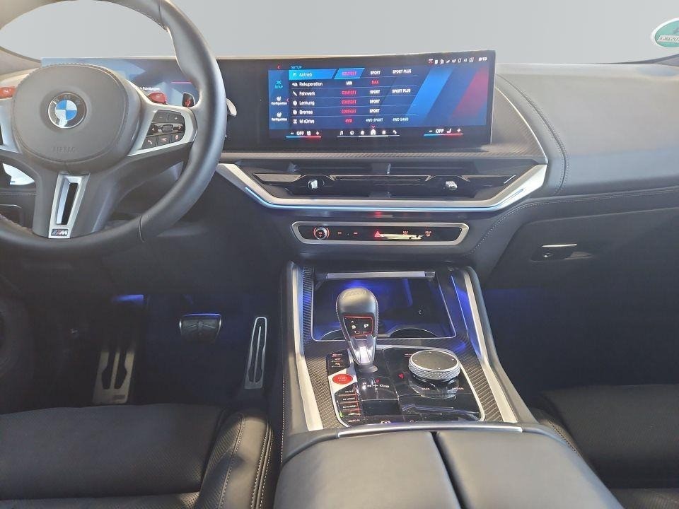 BMW XM 50e - foto 10