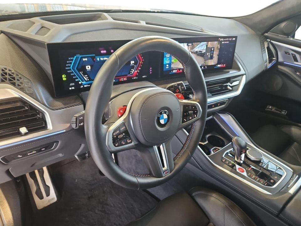 BMW XM 50e - foto 9