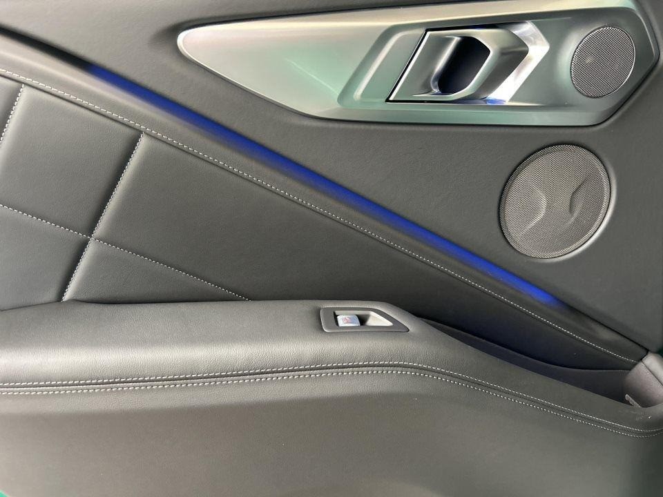 BMW XM 50e - foto 13