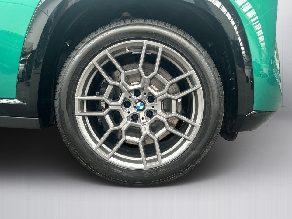 BMW XM 50e - foto 15