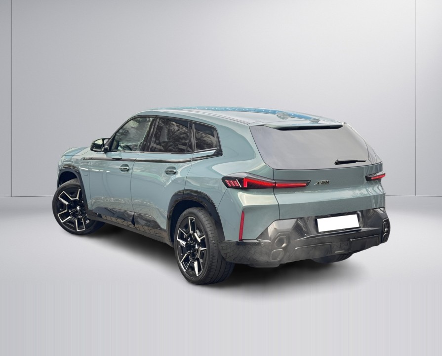BMW XM 50e (4)