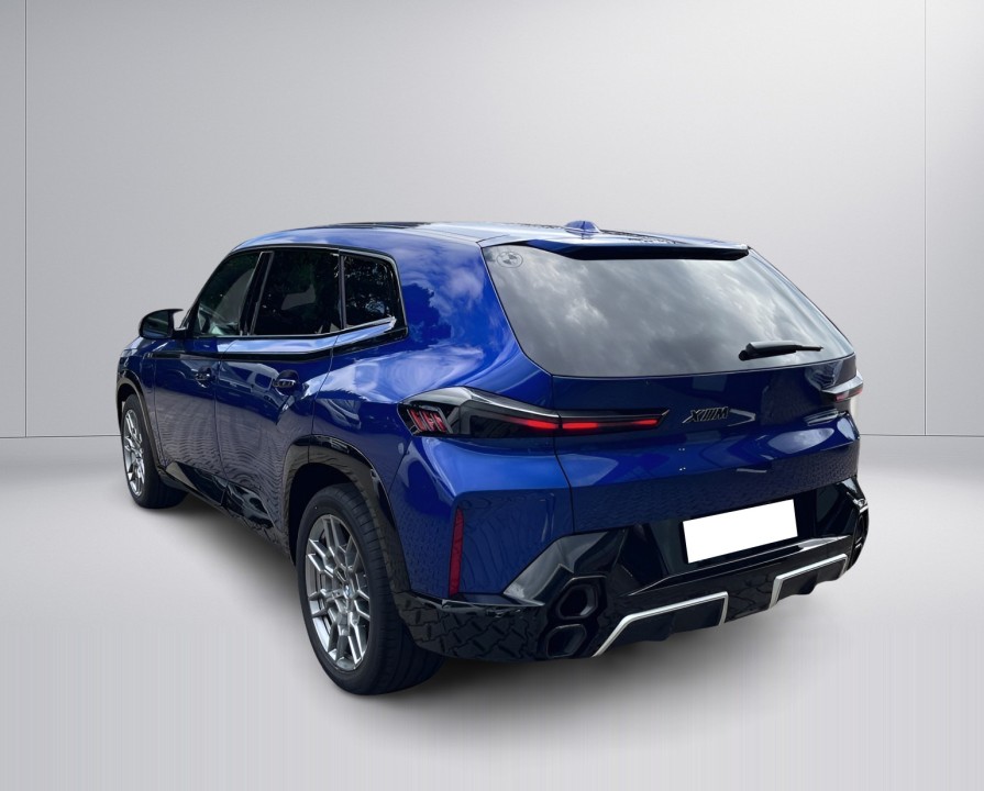 BMW XM 50e (4)
