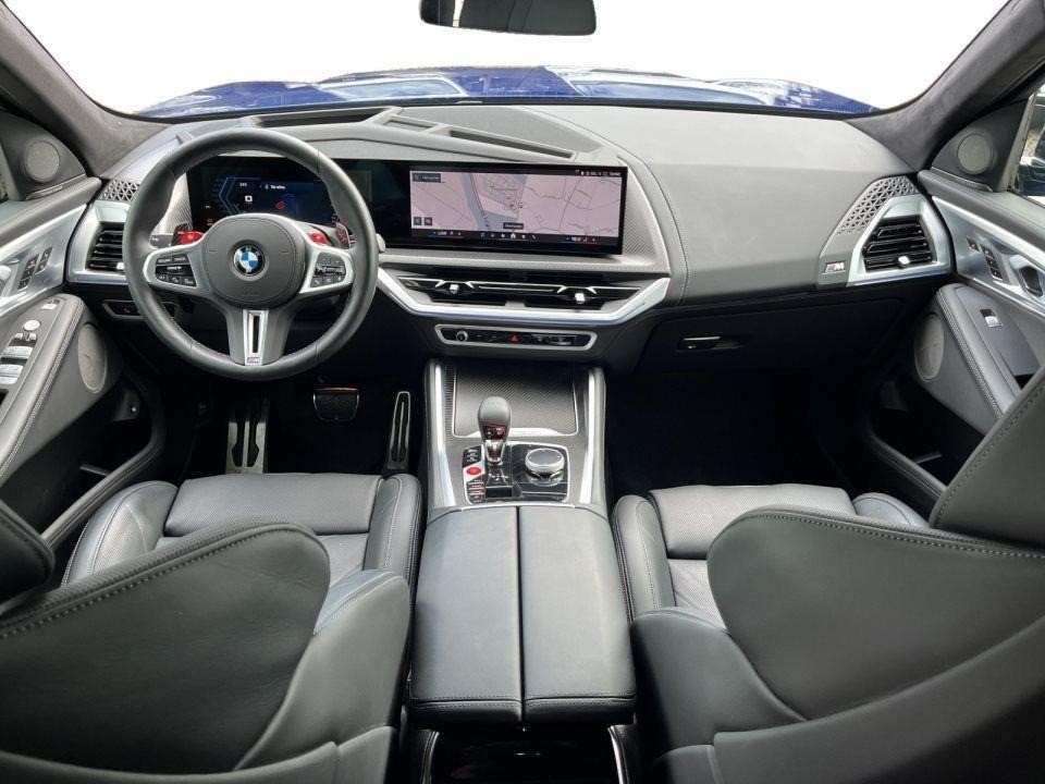 BMW XM 50e - foto 11