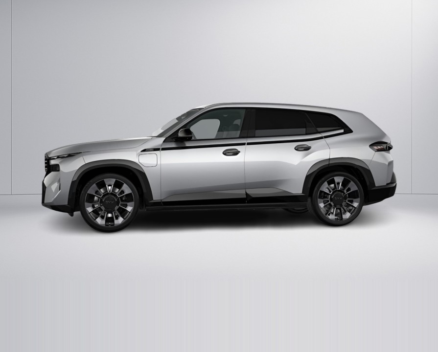 BMW XM 50e - foto 6