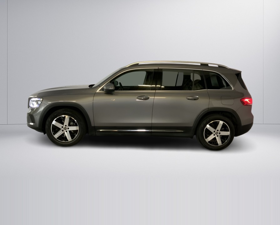 Mercedes-Benz GLB 220d 4MATIC (5)
