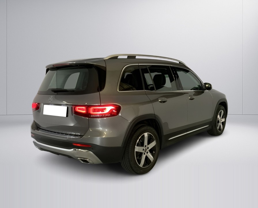 Mercedes-Benz GLB 220d 4MATIC (3)