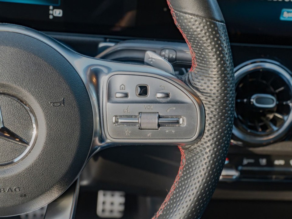 Mercedes-Benz GLB 220d 4MATIC AMG Line - foto 7