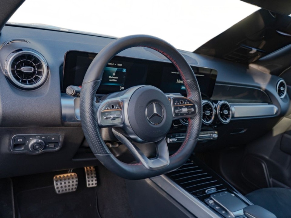 Mercedes-Benz GLB 220d 4MATIC AMG Line (5)